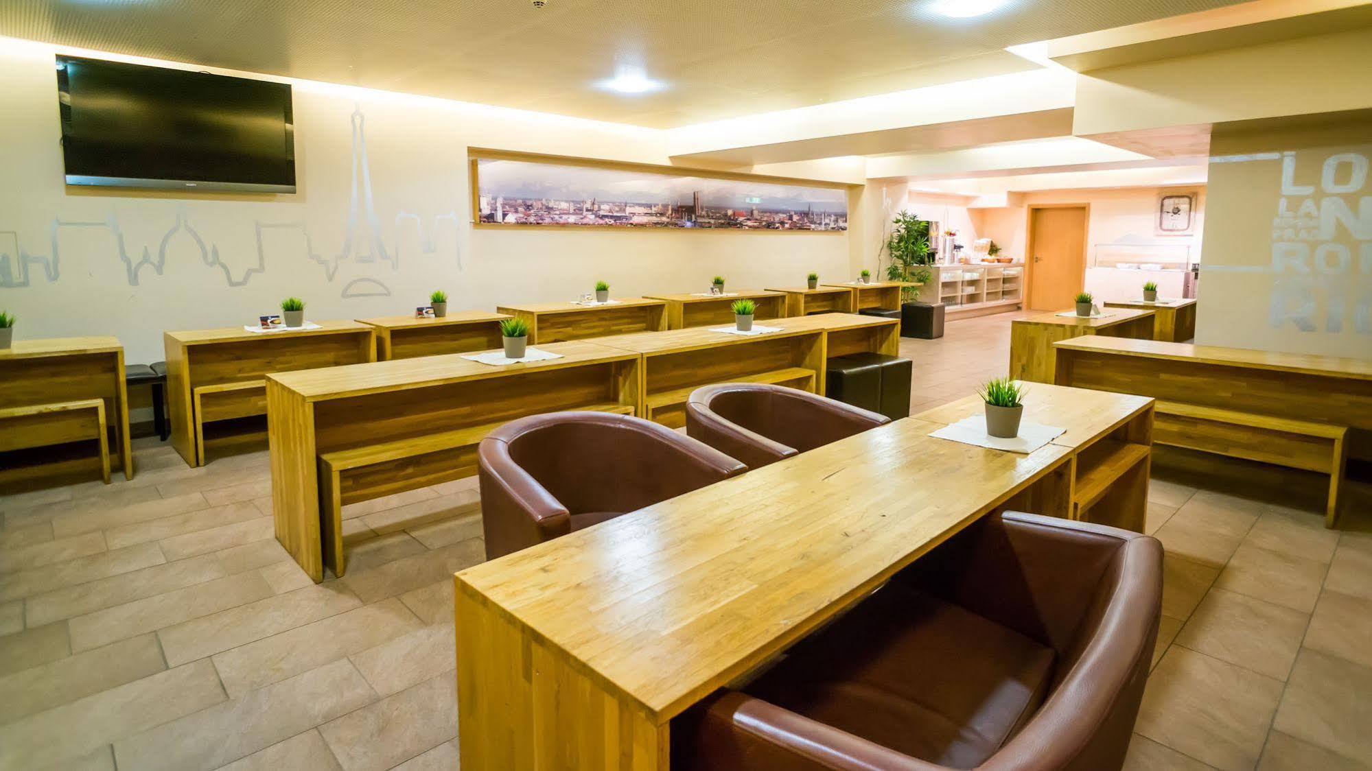 Smart Stay - Hostel Munich City Bagian luar foto