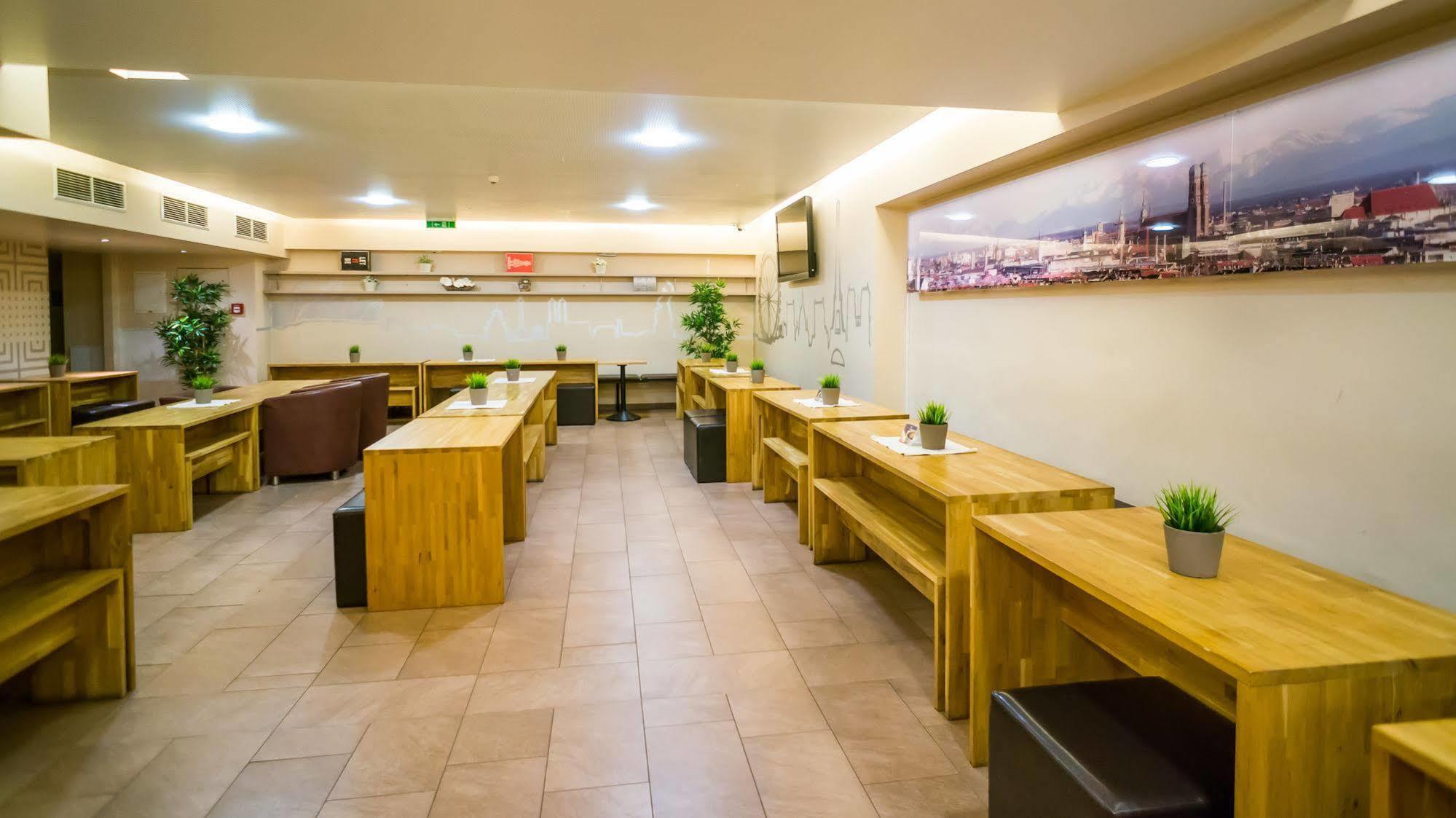 Smart Stay - Hostel Munich City Bagian luar foto